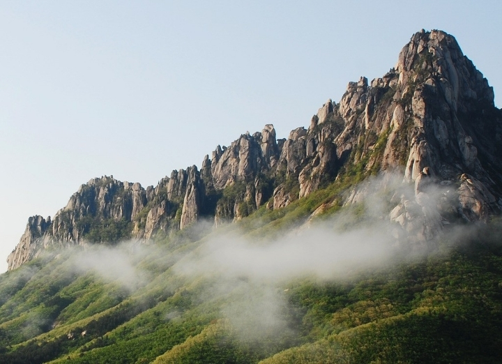 Seoraksan National Park mountain scenery in South Korea