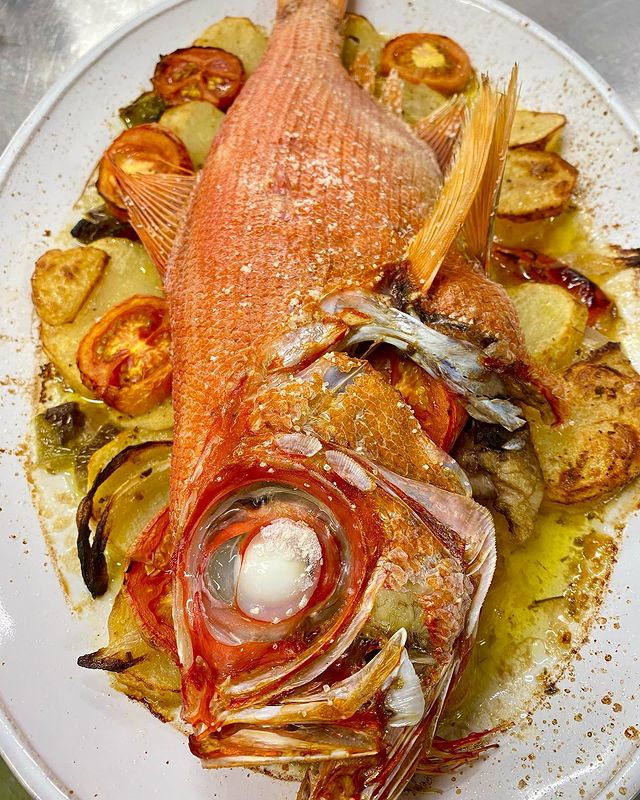 En Restaurant KRAM le ofrecemos posiblemente el mejor cabrito lechal del Principat d’Andorra, criado de forma ecológica en empresas familiares de Castilla-León.