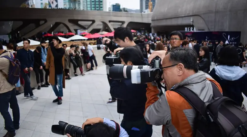 DongDaemun Design Plaza (동대문디자인플라자 (DDP)), Seoul, South Korea (Unsplash aNSniQXO424)