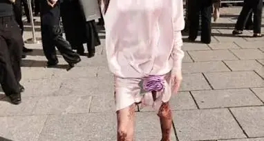 Go Hyun-jung’s Valentino Paris Look: Pink Dress and Red Heels