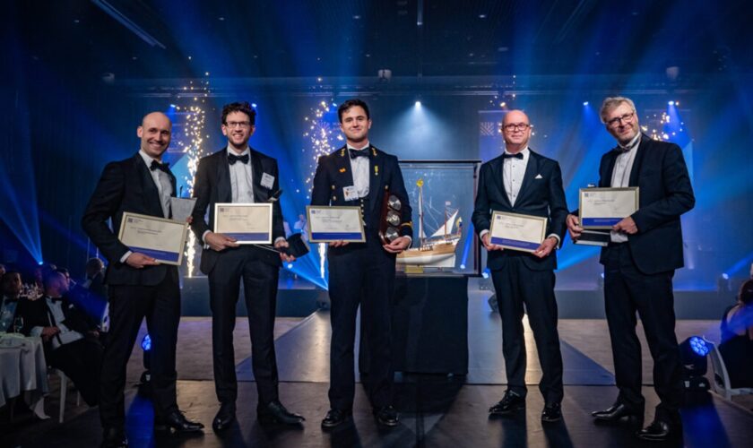 De winnaars van de Maritime Awards 2025 tijdens het Maritime Awards Gala 2025.