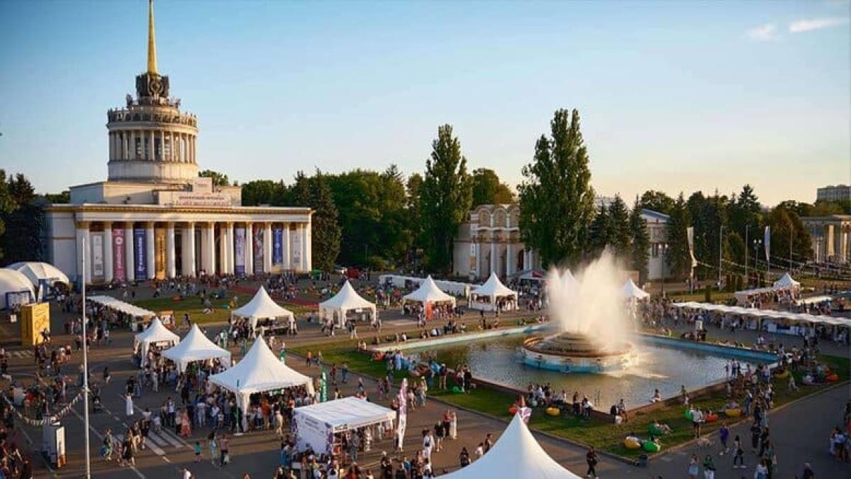 «Книжкова країна» на ВДНГ — понад 300 подій за 4 дні фестивалю «Книжкова країна» на ВДНГ — понад 300 подій за 4 дні фестивалю