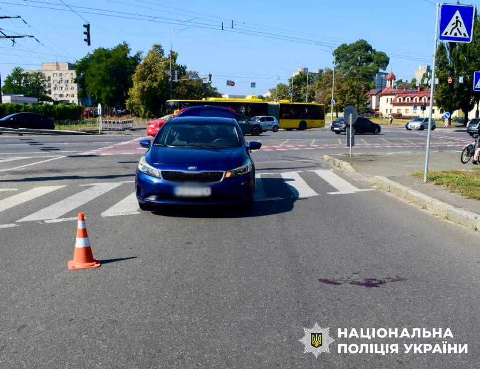 У Києві таксист збив 89-річну жінку на переході у день її народження У Києві таксист збив 89-річну жінку на переході у день її народження