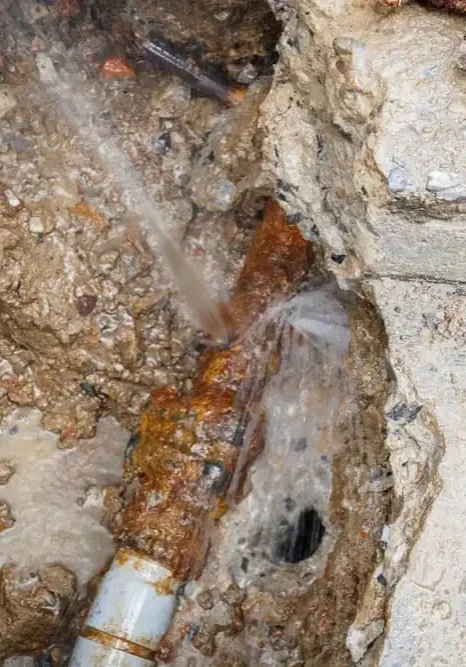 Rusty-Pipe-Leak-Detection