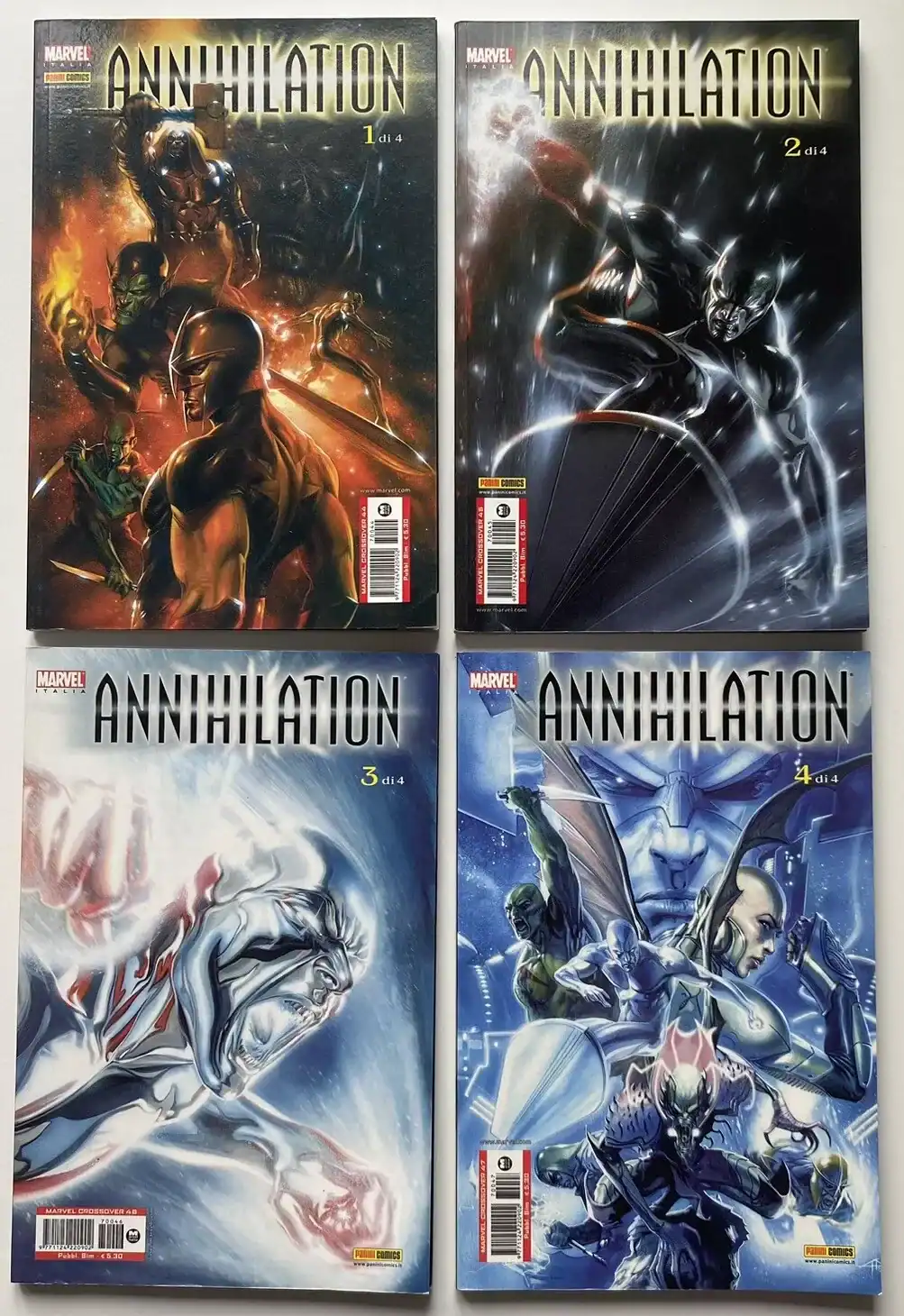 Copertine di fumetti Marvel Annihilation, serie completa di 4 volumi, fantasy e supereroi, edizione italiana.