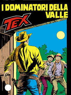 Tex in un paesaggio desertico di notte, protagonista di un fumetto western classico.