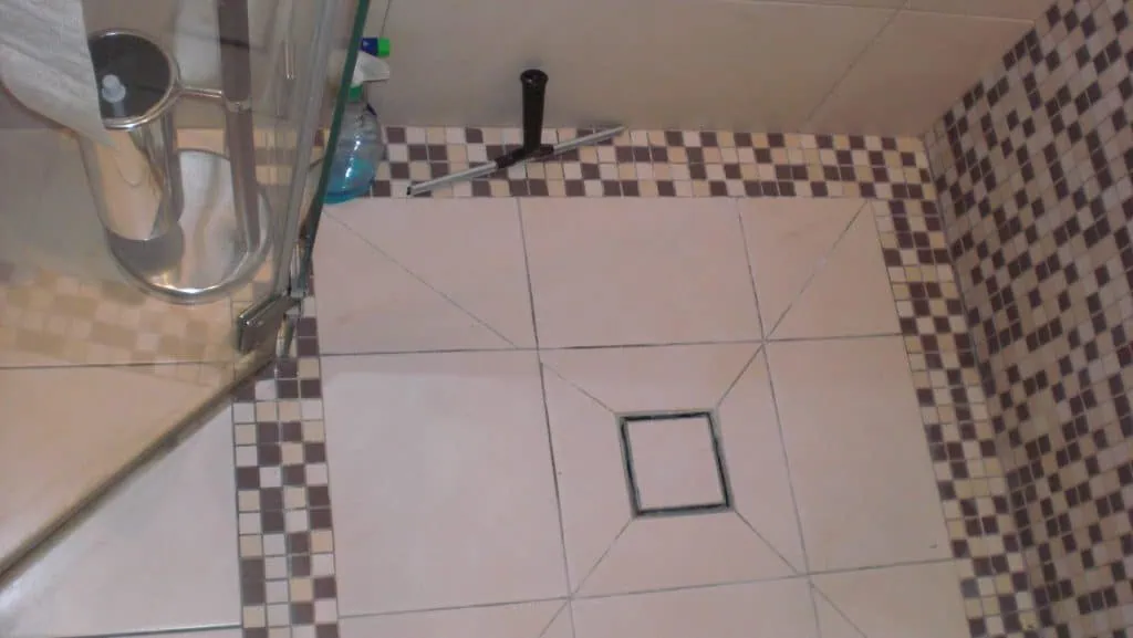 prysznic bez brodzika remont łazienki w 10 dni warszawa