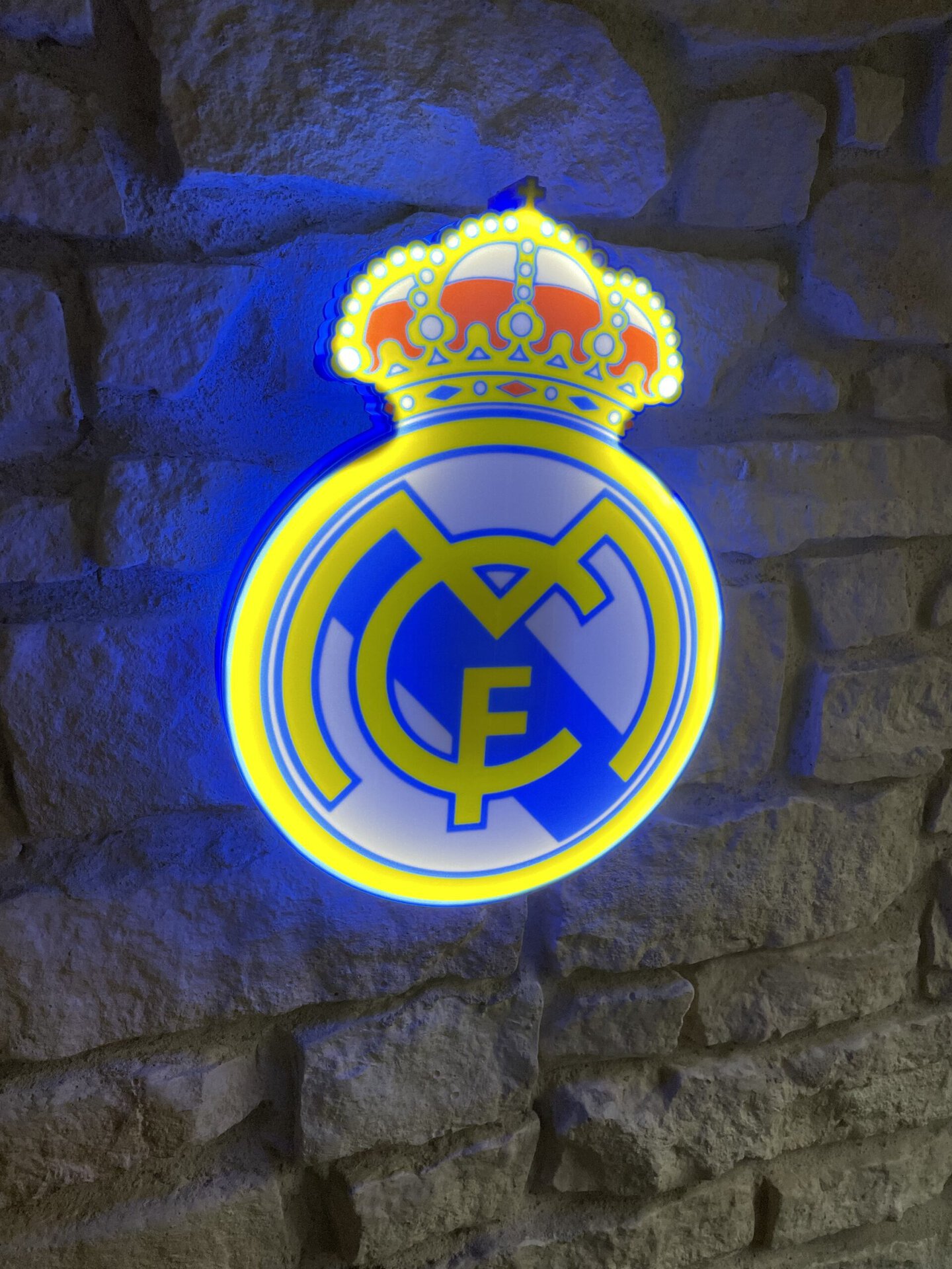 Real Madrid LED-Lampe Wanddeko mit Logo – Fan Geschenk – Bild 3