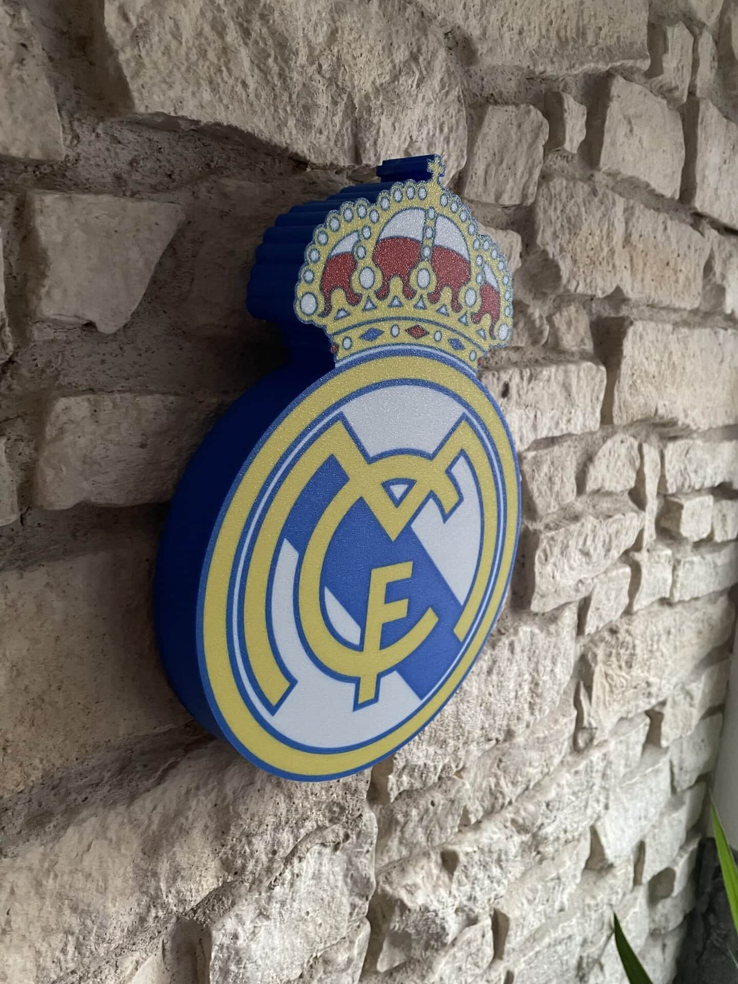 Real Madrid LED-Lampe Wanddeko mit Logo – Fan Geschenk – Bild 7