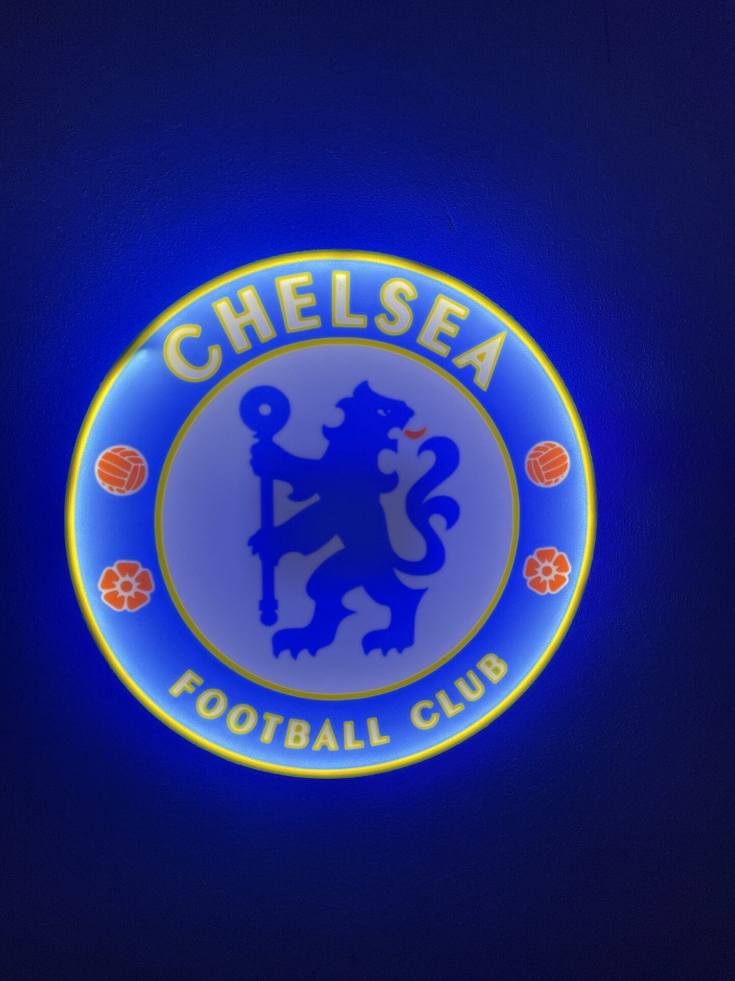 Chelsea FC LED-Lampe mit Logo – Fanartikel & Wanddeko Geschenk – Bild 3