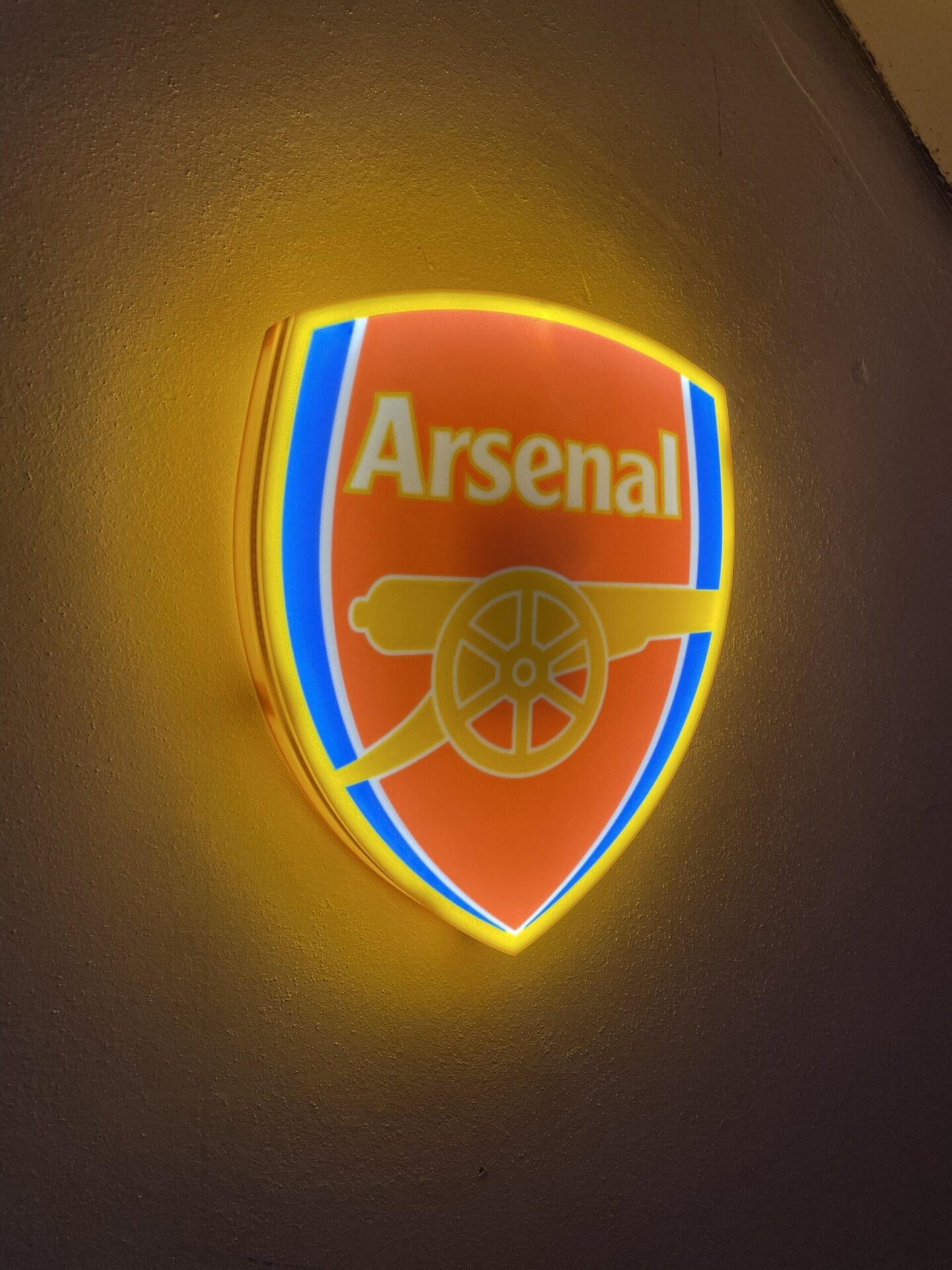 Arsenal FC LED-Lampe mit Logo – Fanartikel & Wanddeko Geschenk