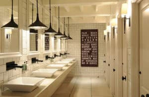 commerical-cleaning-bathroom