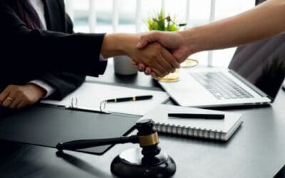 Immigration attorney vs. notary public: Making the right choice for your immigration case