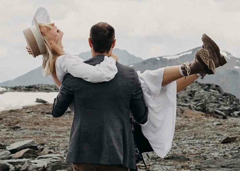 Lire la suite à propos de l’article Jeu « Devinez le poids des mariés »