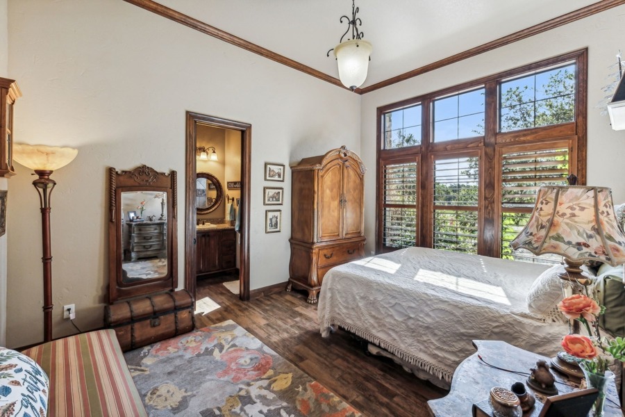 hill country retreat 219 doehne oaks 4
