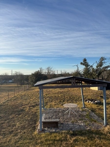 solid 3 bedroom harper 40 deloris dr 8