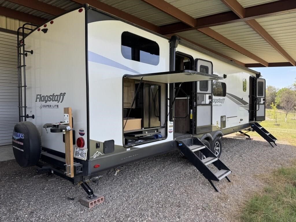 2023 flagstaff super lite 29bhs bunk house for auction