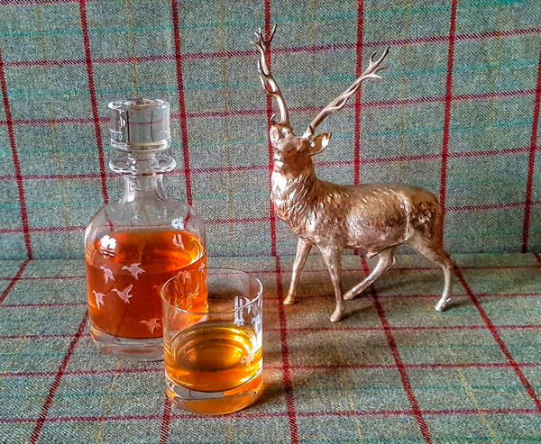 We value Scottish traditions and aim to make our guests feel at home in the rugged beauty of the Scottisch Highlands.