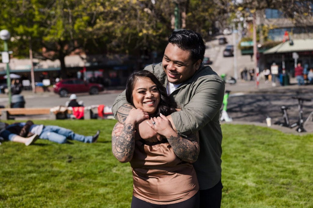 Pike Market Engagement Seattle Wedding Photographer Loc Le Films