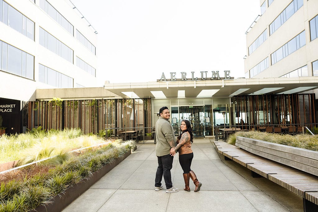 Pike Market Engagement Seattle Wedding Photographer Loc Le Films
