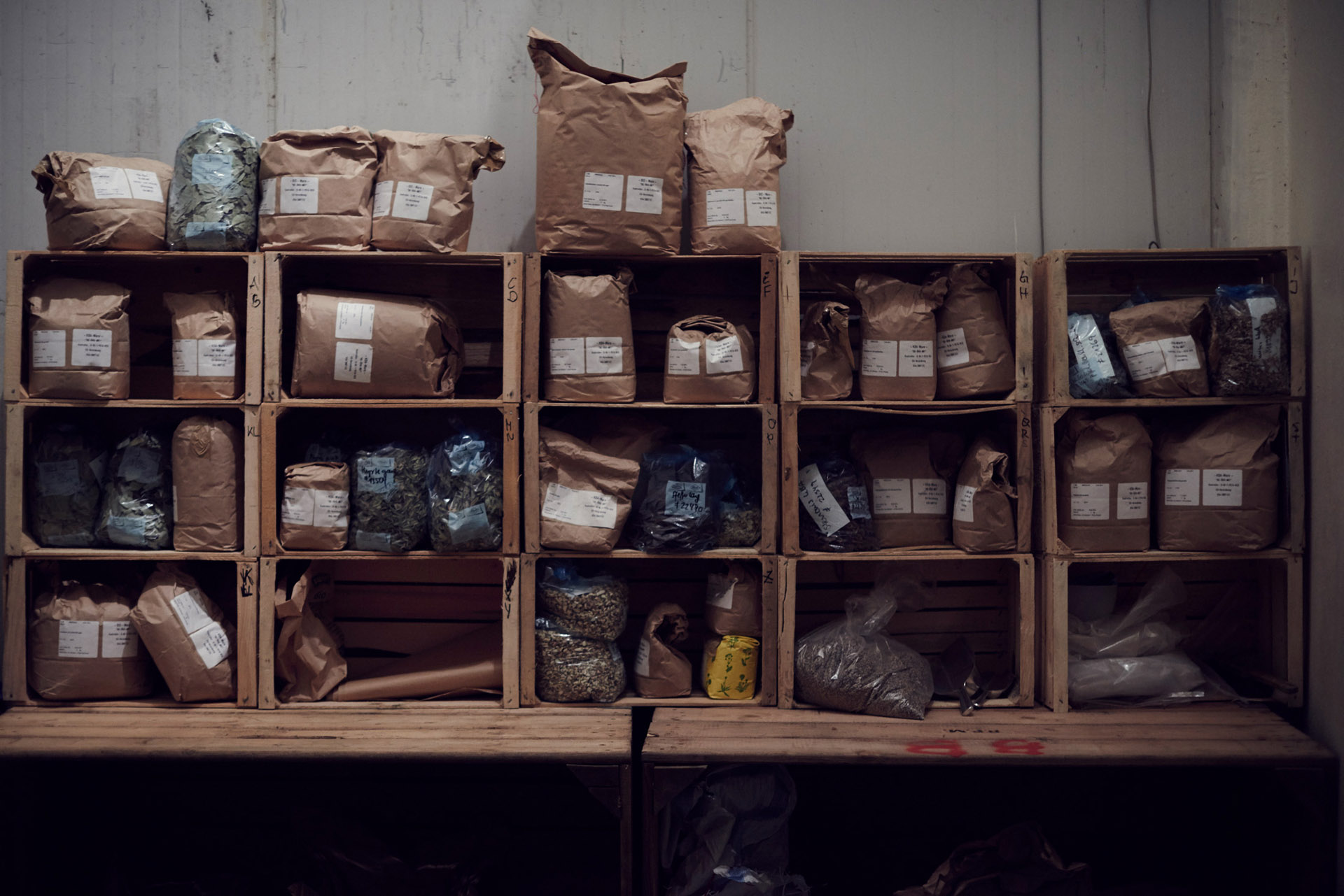 lukaslienhard_food_fotograf_zuerich_organic_distillery_christine_brugger-10