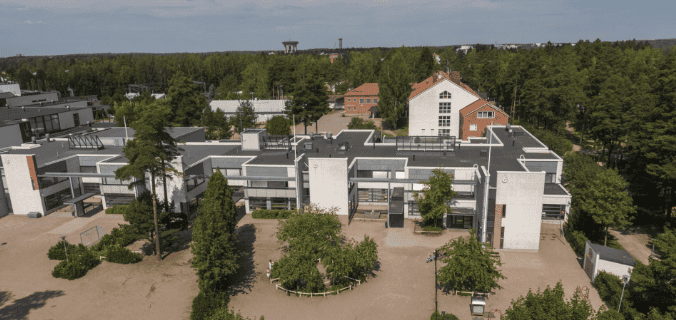 LVI-suunnittelun referenssikohde rakennusalueen ilmasta käsin.
