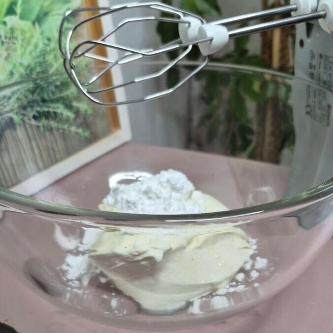 Smooth dessert base for quick, easy, and delicious recipes from Magical Kitchen.