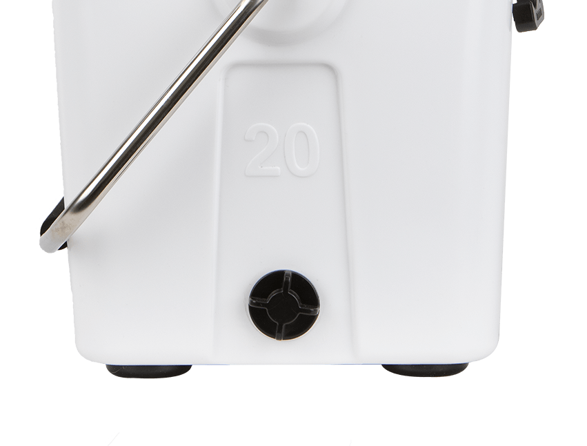 Mammoth-Cruiser-20-White-Side-Slider-min cruiser 20 side view of drain plug white