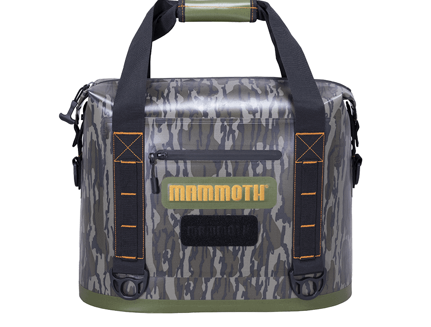 mossy oak bottomland pathfinder soft cooler