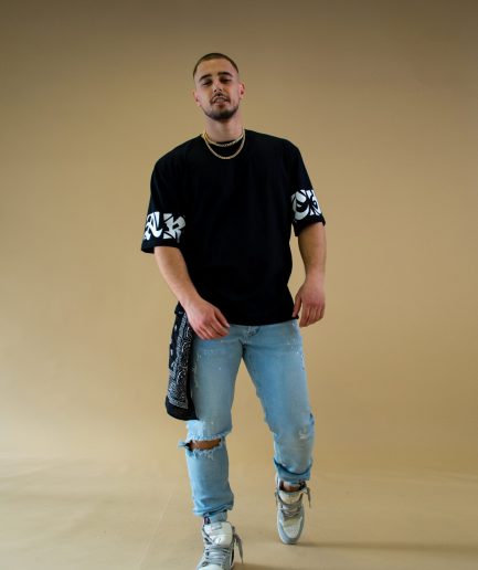 Oversized black t-shirt (sleeve printed)