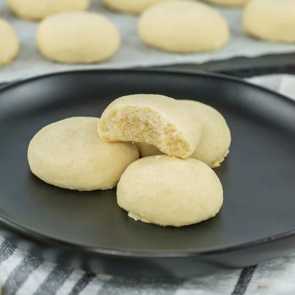 A stacked of Meltaway Cookies