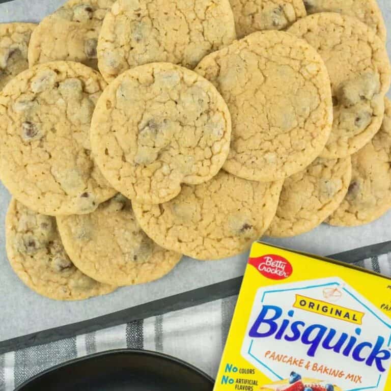 A platter with Bisquick cookies and a box of Bisquick in the corner showing the packaging