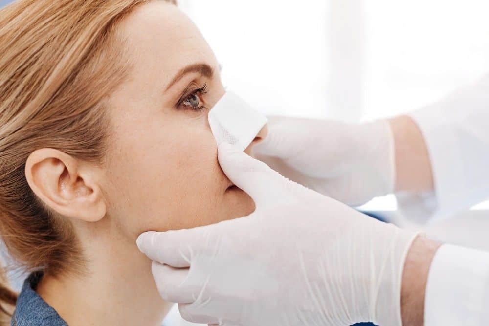 Rhinoplastie abordable en Albanie