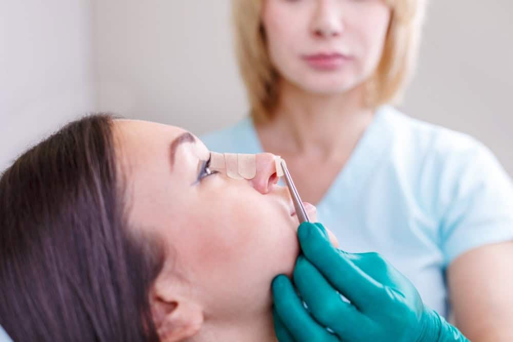 Hoogwaardige en betaalbare neuschirurgie in Albanië