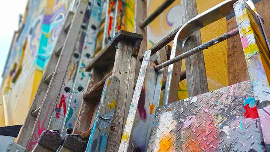 The materials and equipment used for Street Artists