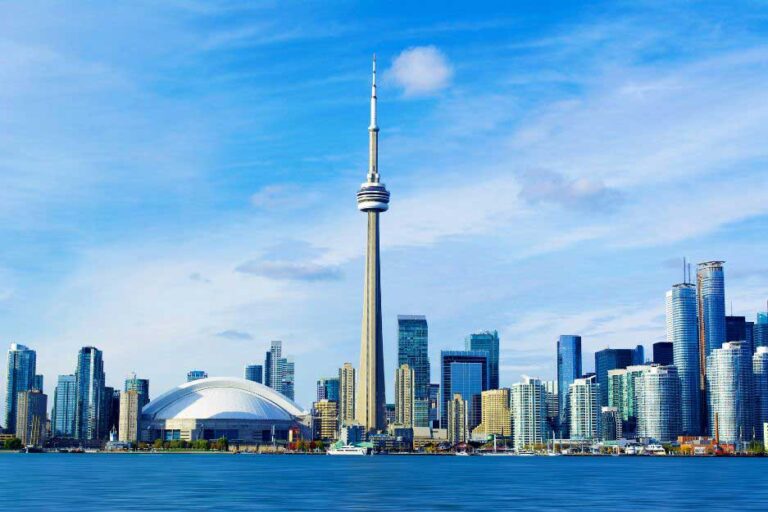 The CN Tower EdgeWalk in Toronto, Canada – What to expect