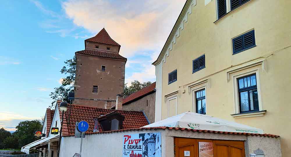 One of the oldest building in the city called The 'Iron Maiden' dates back to the original city walls. It sits nestled amoungst other old buildings.