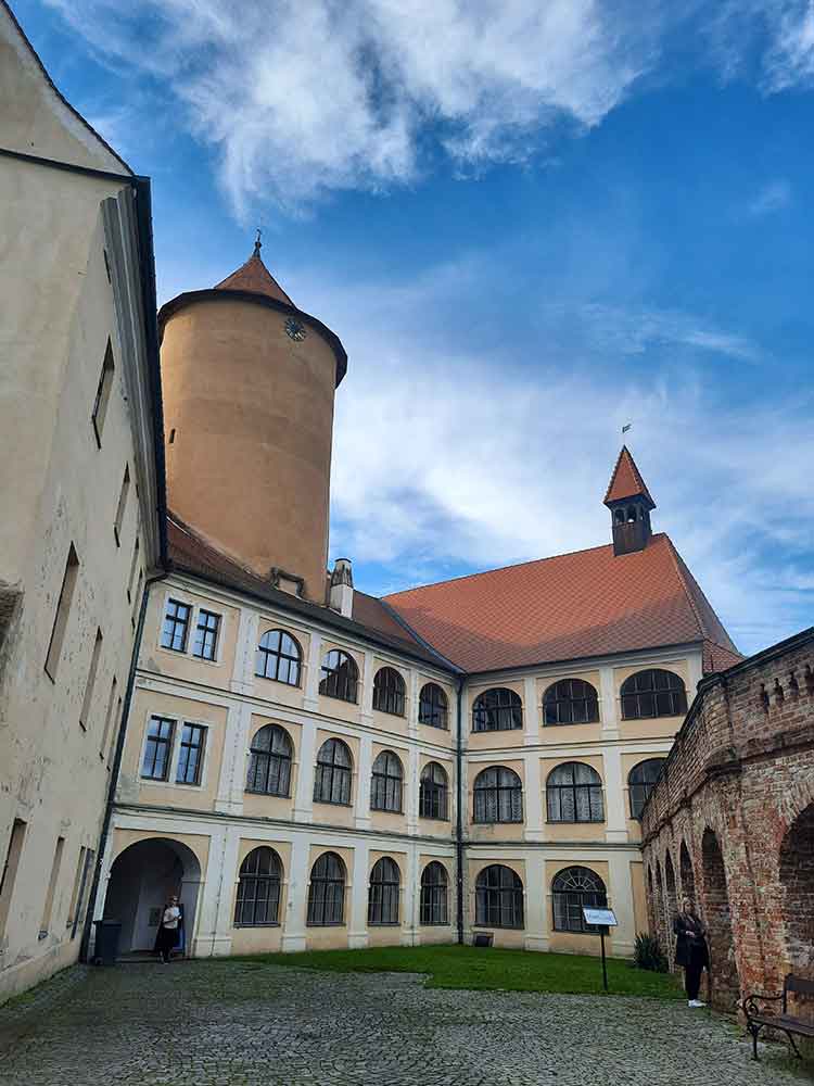 The courtyard at Viveri Castle.