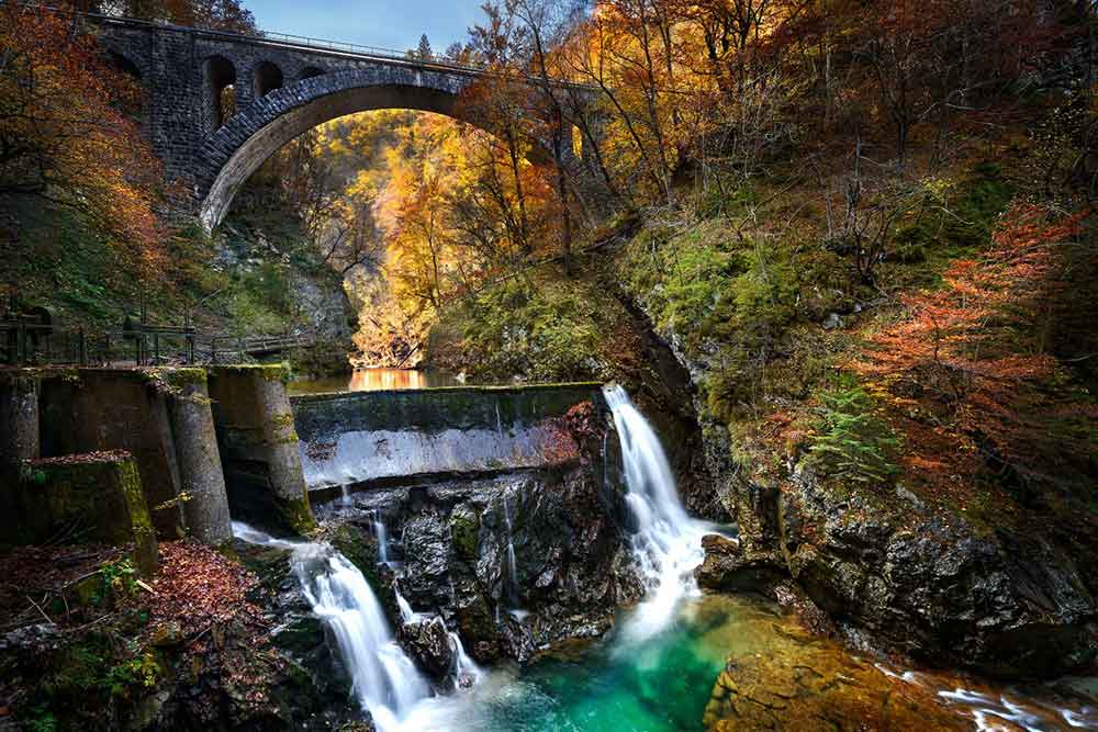 Wondering what to see in Slovenia in 5 days? This full-on itinerary tells you everything you need to know about an amazing 5 days in Slovenia itinerary. All the best things to do in Slovenia including Lake Bled and Ljubljana. Perfect ideas for 5 days Slovenia travel in this Slovenia road trip. Use this Slovenia travel guide to plan your trip to Slovenia. Ideas to add yo your Slovenia bucket list. #sLOVEnia #visitSlovenia #Europe #LakeBled #Ljubljana #EasternEurope
