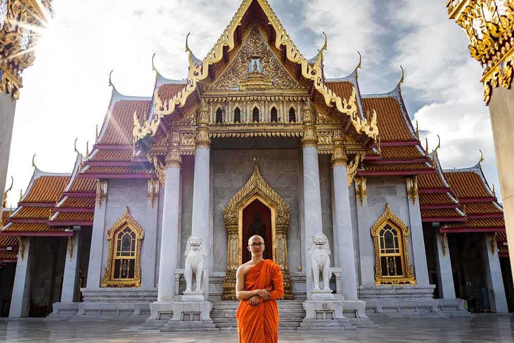 What to Wear in Thailand Temples: Thailand Temple Dress Code