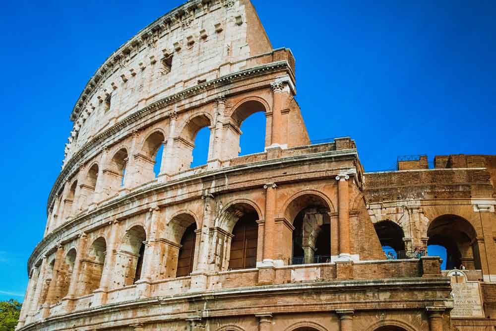 The Ultimate Italy Travel Checklist: What to Pack for Italy & How to Prepare 1