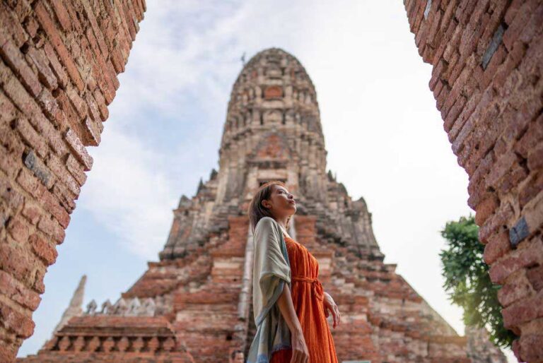 What to Wear in Thailand Temples: Thailand Temple Dress Code