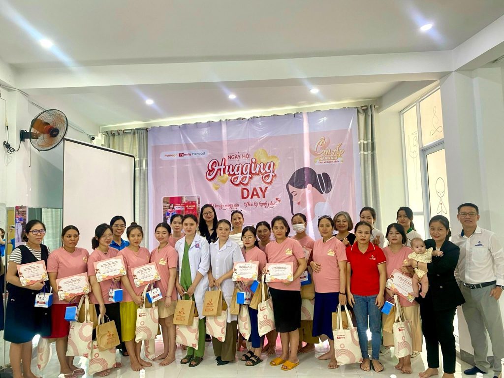 Hugging Day - Ngày hội tiền sản đã có mặt tại Quảng Ngãi