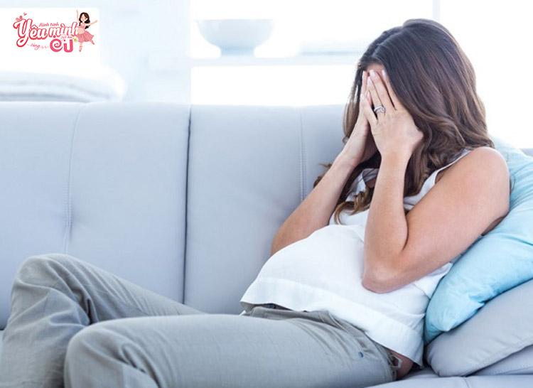 Tâm lý của mẹ bầu nhạy cảm hơn do sự thay đổi hormone