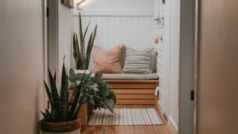 15 Creative Hallway Ideas for Small Apartments