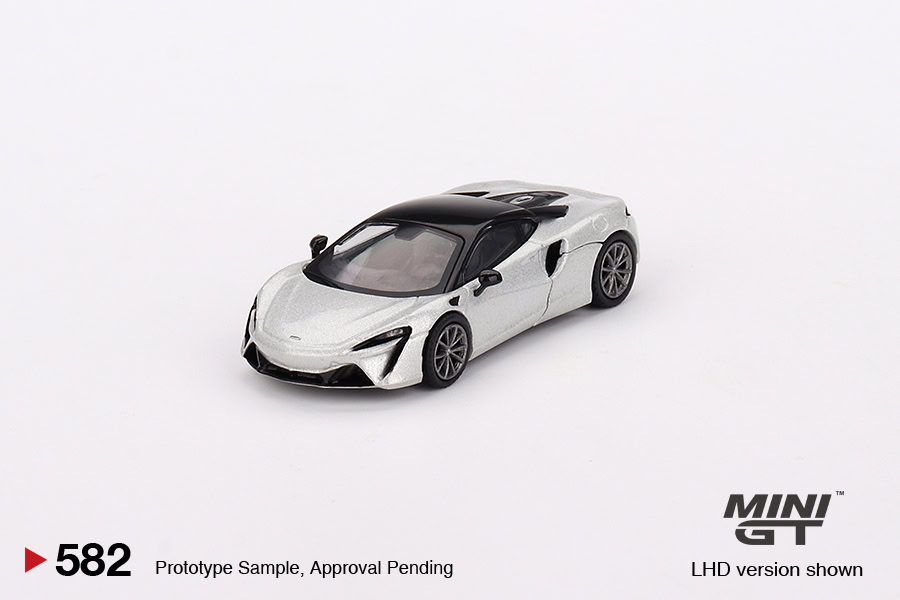 1:64 McLaren Artura Ice Silver
