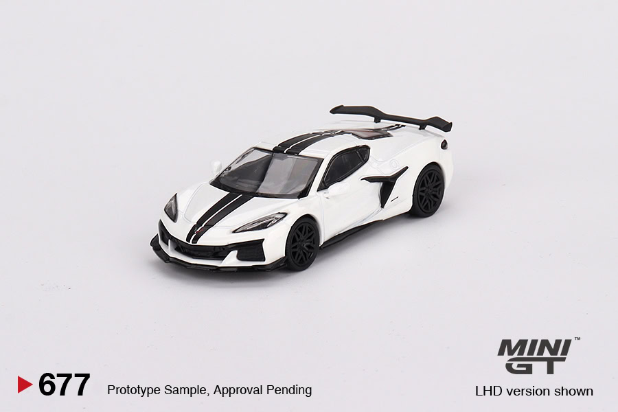 1:64 Chevrolet Corvette Z06 Arctic White