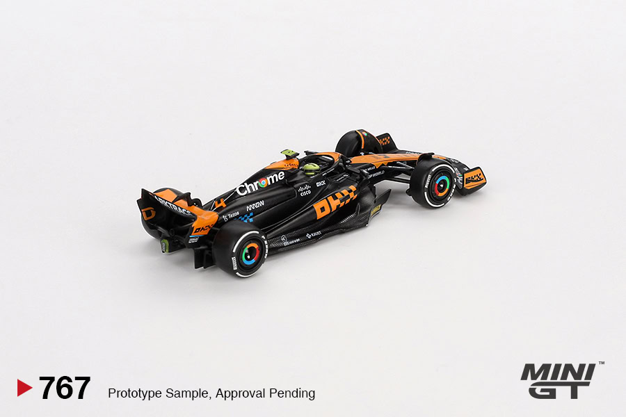 1:64 McLaren MCL60 #4 2023 F1 Japanese GP 2nd Place Lando Norris - obrazek 2