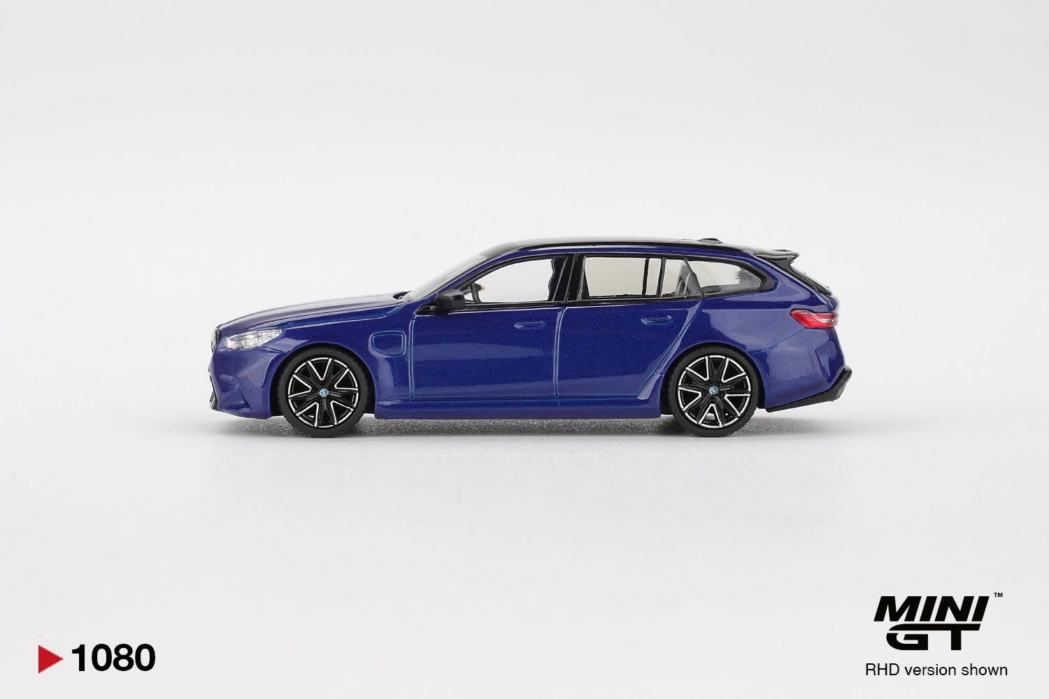 1:64 BMW M5 TOURING Marina Bay Blue Metallic - obrazek 4