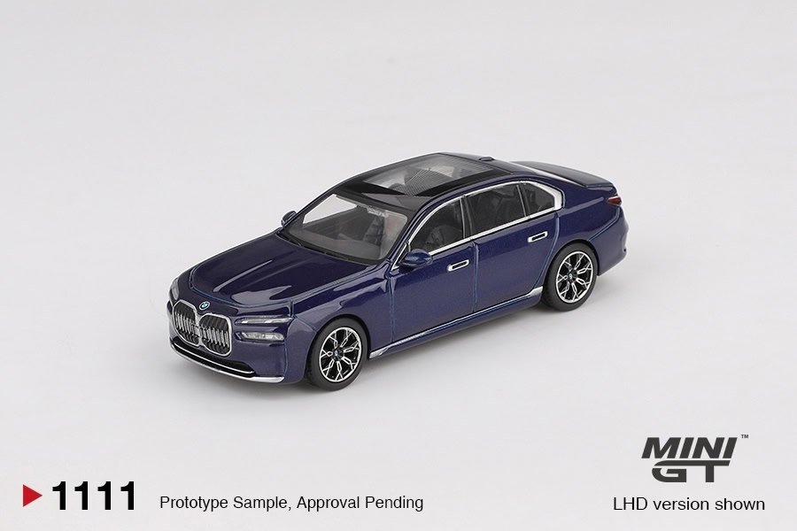 1:64 BMW I7 XDRIVE60 TANZANITE BLUE METALLIC